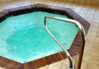 Courtyard By Marriott Airport 3*