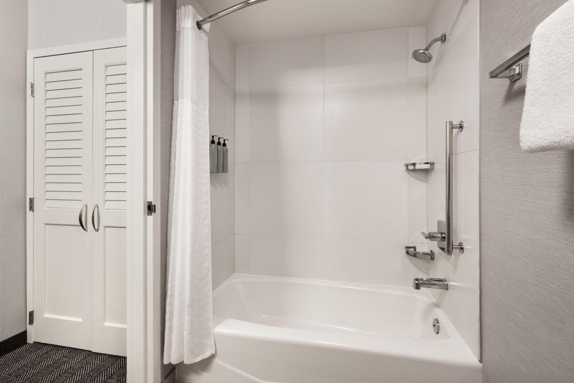 Courtyard By Marriott Airport 3* Memphis